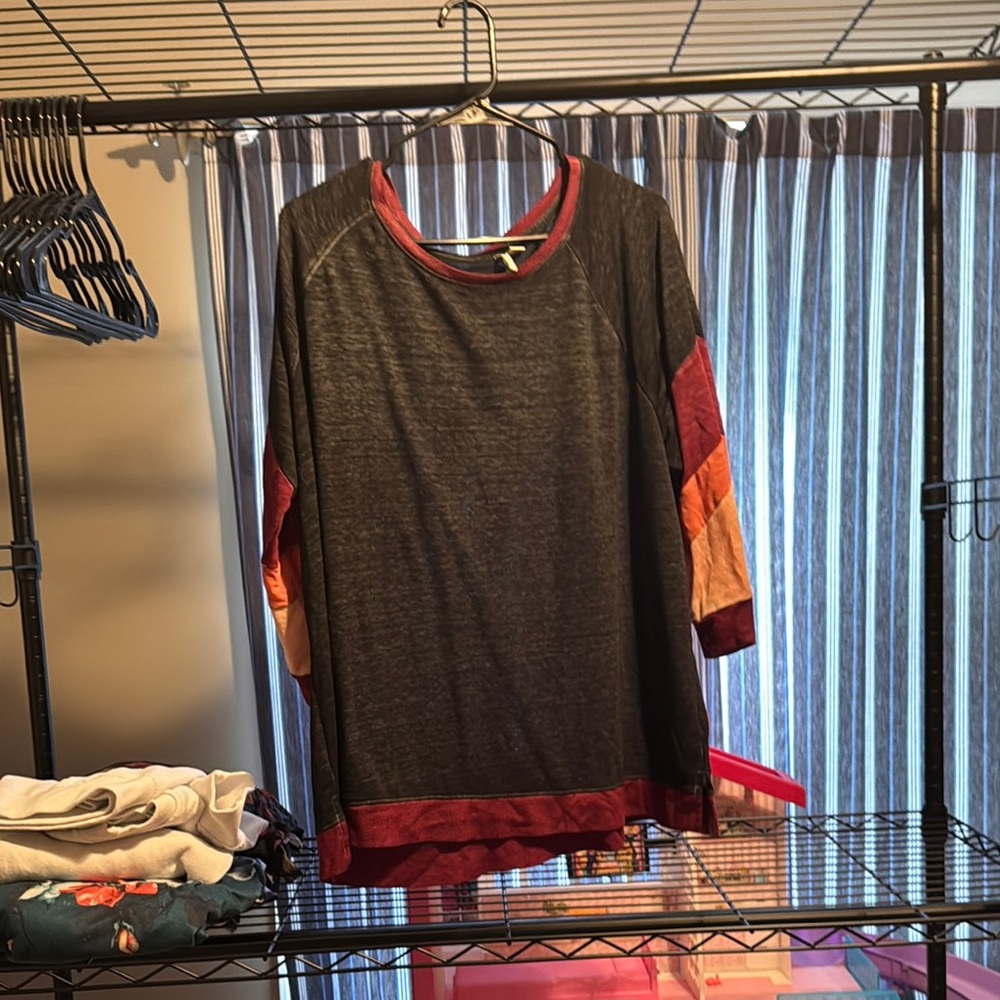 Colorblock Long Sleeve Top